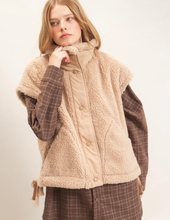 Load image into Gallery viewer, Beige Sherpa Vest