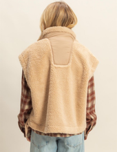 Load image into Gallery viewer, Oversized Sherpa Vest