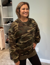 Load image into Gallery viewer, Green Camo Pullover