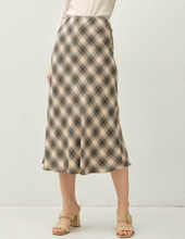 Load image into Gallery viewer, Plaid Flowy Midi Skirt
