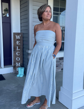 Load image into Gallery viewer, Striped Strapless Maxi Dress