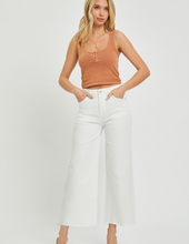 Load image into Gallery viewer, White Crop Wide Leg Jeans