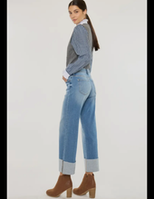 Load image into Gallery viewer, Kancan Crop Wide Leg Jeans

