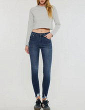 Load image into Gallery viewer, KanCan Dark Skinny Jeans
