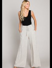 Load image into Gallery viewer, Linen Striped Pants
