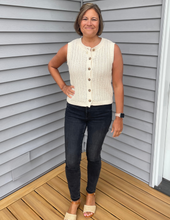 Load image into Gallery viewer, Oatmeal Sleeveless Vest
