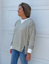 Load image into Gallery viewer, Olive  Oversized Pullover
