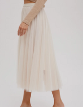 Load image into Gallery viewer, Tulle Midi Skirt
