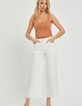 Load image into Gallery viewer, White Crop Wide Leg Jeans
